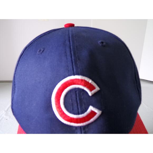 Chicago Cubs Blue and Red With The Classic "C" Embroidered Logo Snapback Cap - Picture 6 of 11
